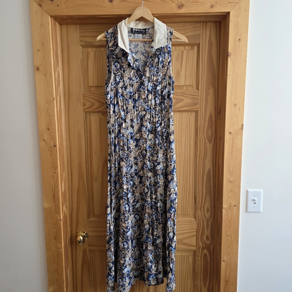All that Jazz Blue and Cream Floral Maxi Dress